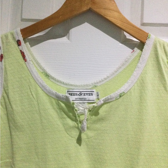 4/$20 Bees & Eyes Lime Green Embroidered Tank Top by - Picture 4 of 5